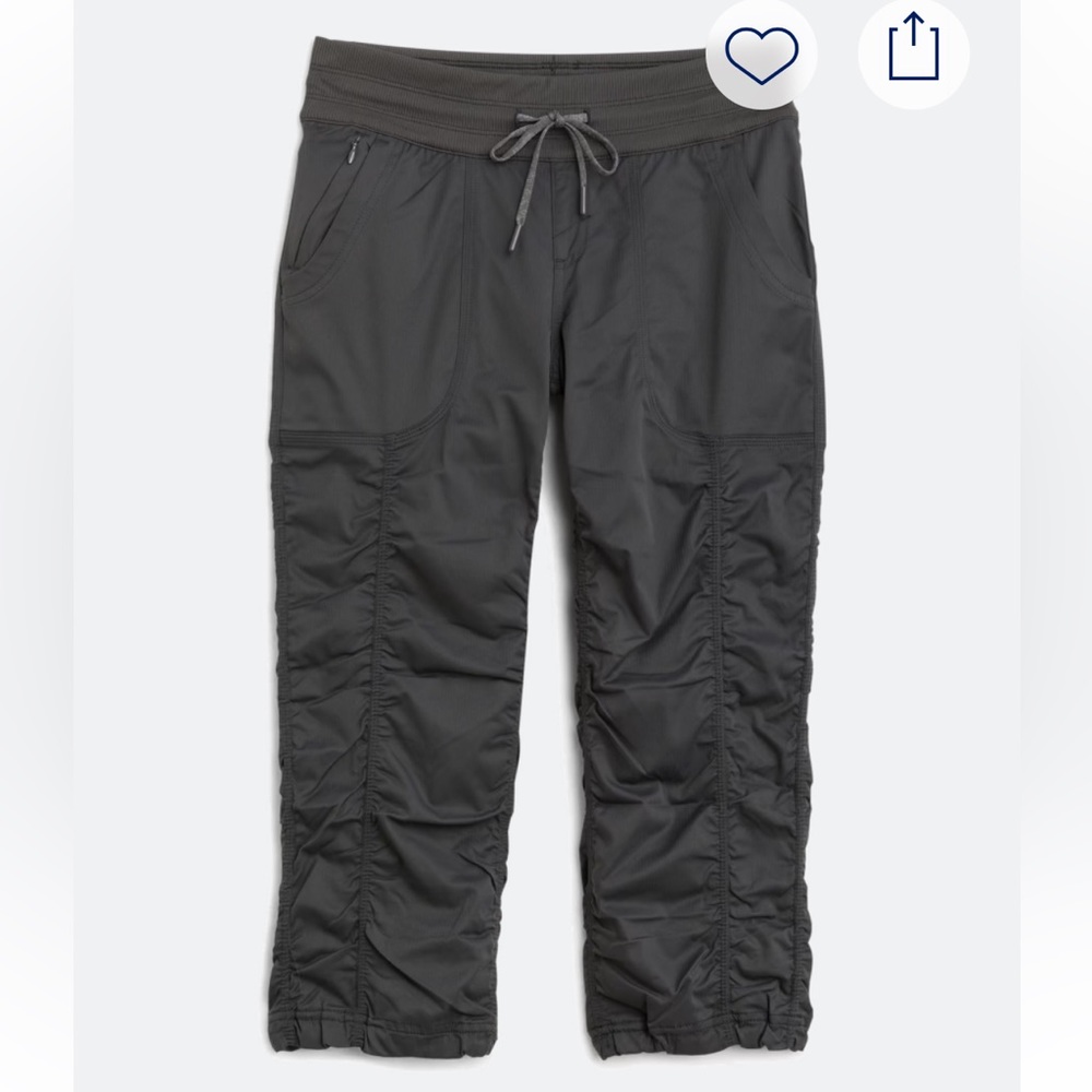THE NORTH FACE 
Aphrodite 2.0 Capri XL | Dark Grey
